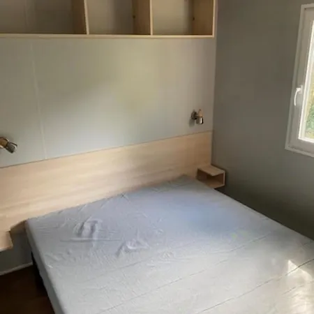Mobil-home 3 Etoiles 6 Couchages Climatise Avec Piscine Chauffee אתר קמפינג